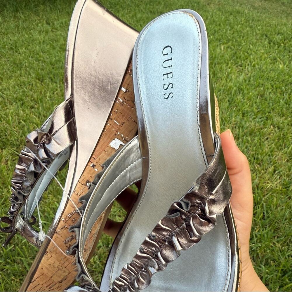 VINTAGE GUESS Silver Women's Platform Sandals size 9.5 great condition - Picture 4 of 6